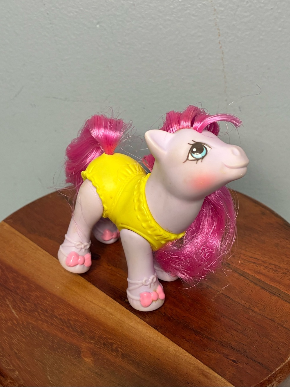 1990 My Little Pony Sweet Steps Pink Hair Pony Yellow Outfit Hasbro